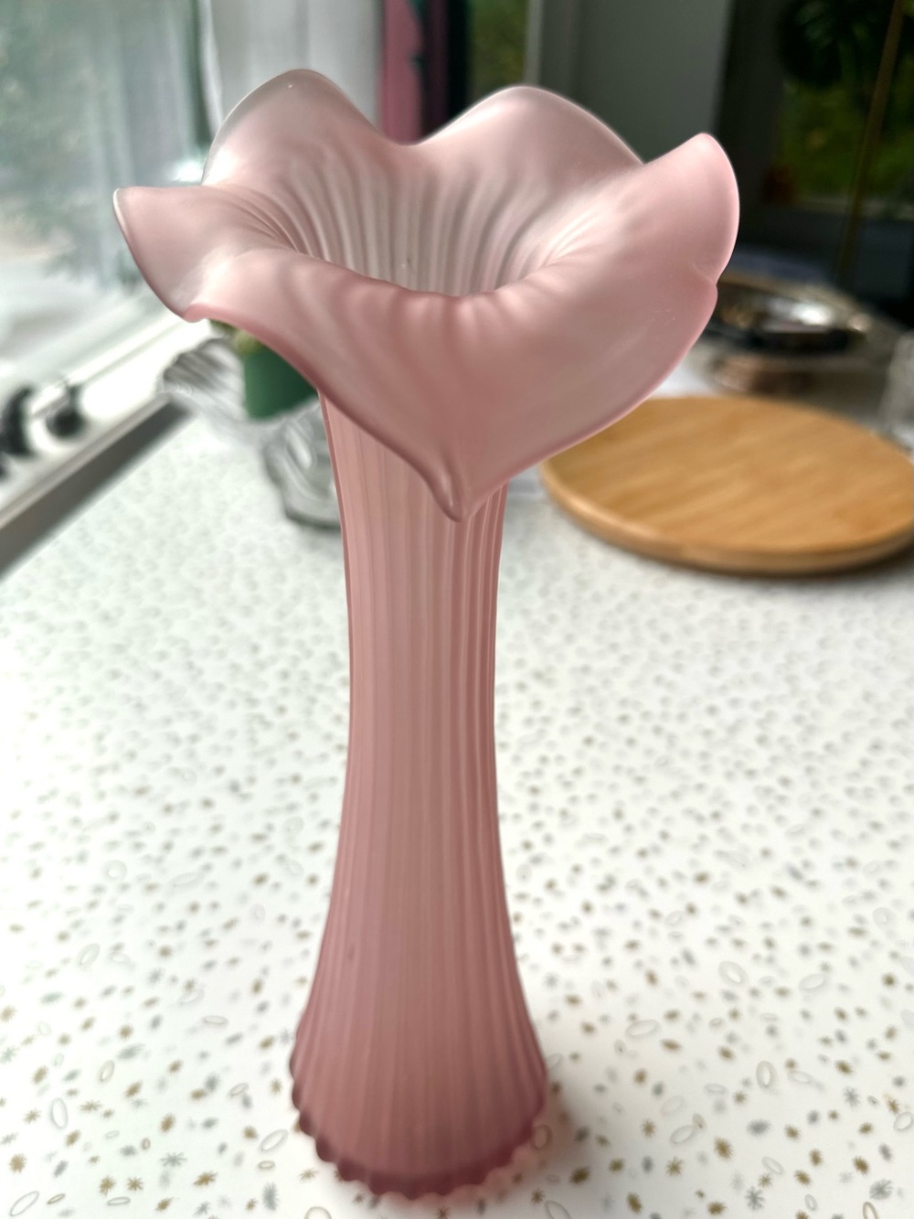 Satin Glass Jack in the Pulpit Vase